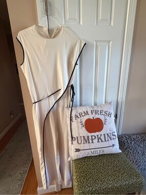 Cream Jumpsuit Sz Large